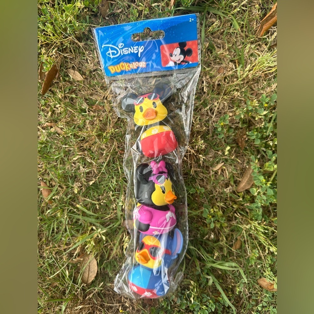 Set Of 3 2.5" Summer Disney
Duckalooz Rubber Ducks Mickey, Minnie, Stitch New